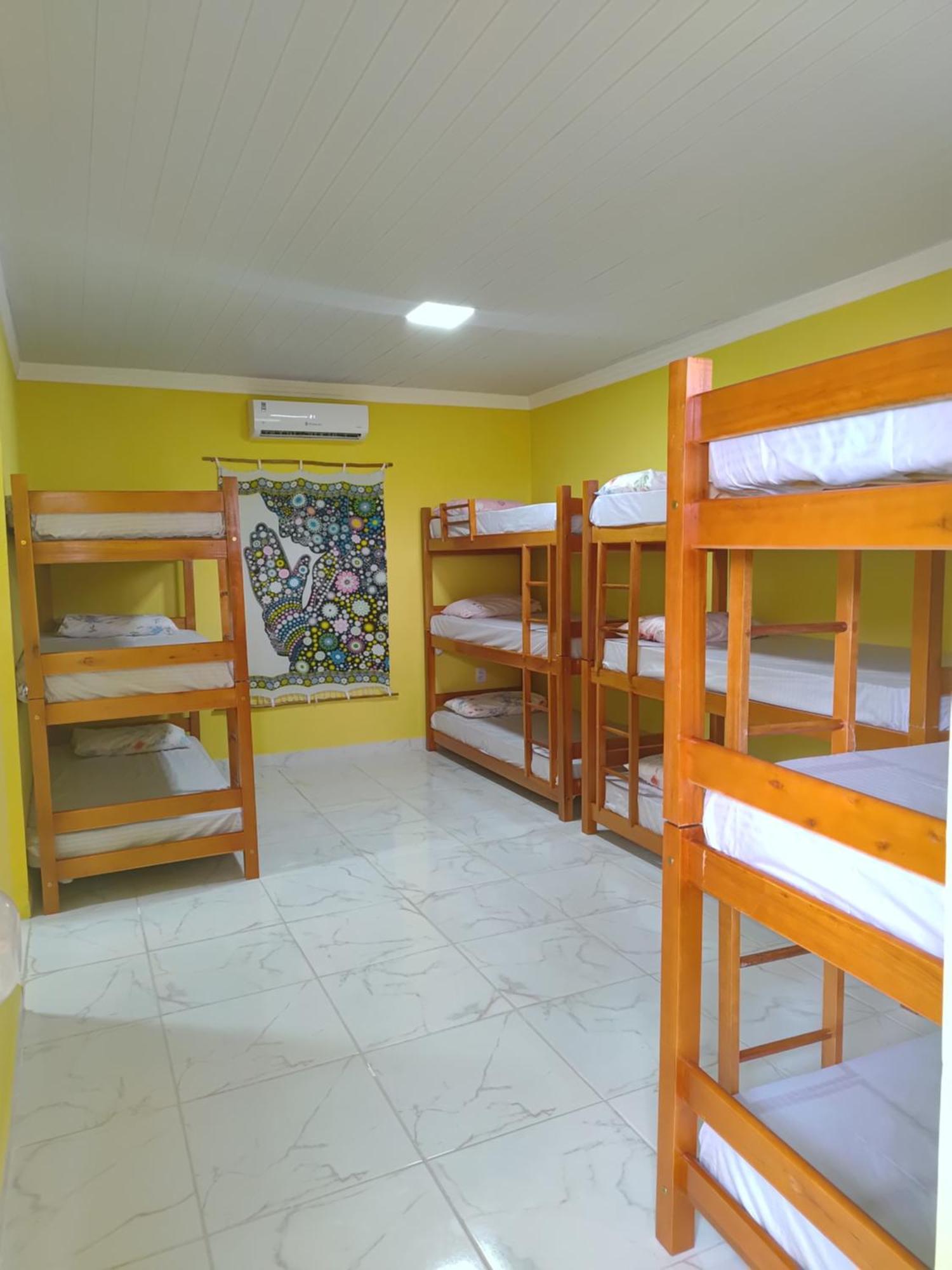 Paraiso Beach Hostel E Pousada Санта Крус Кабралия Екстериор снимка